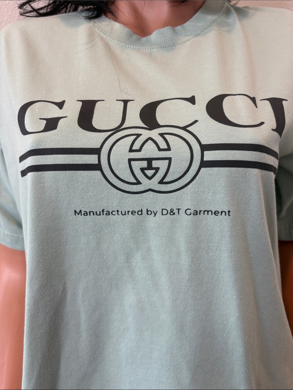 Gucci Mint Green Logo Short Sleeve Tee - Picture 2 of 5